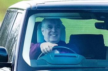 Príncipe Andrés apela a nuevos testimonios para probar su inocencia