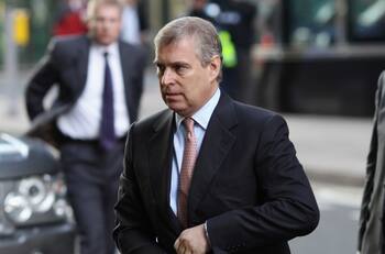 El príncipe Andrés correría peligro; podría perder su seguridad tras ser desterrado de la Familia Real