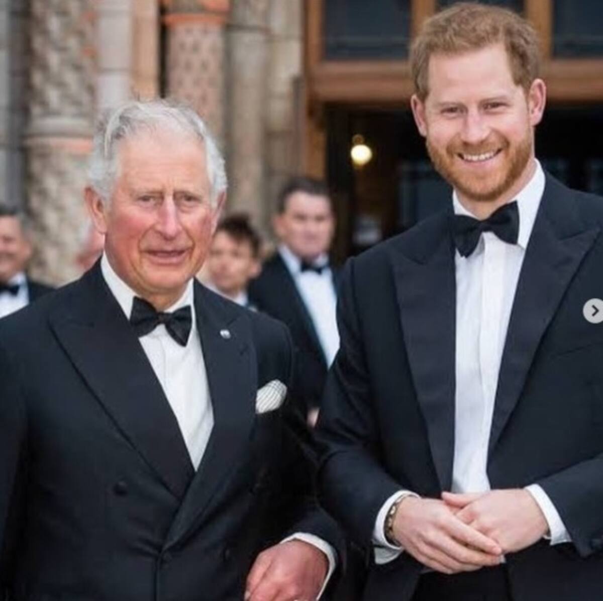 El príncipe Carlos inquieto por el libro que lanzará su hijo - Créditos: Instagram