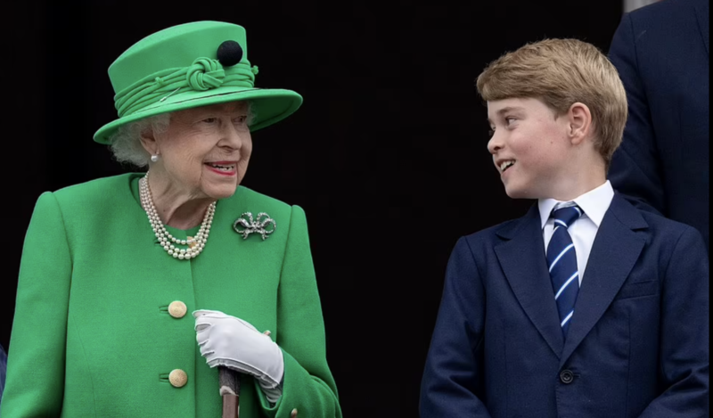 El príncipe George podría despedir a su bisabuela. - Créditos: Instagram