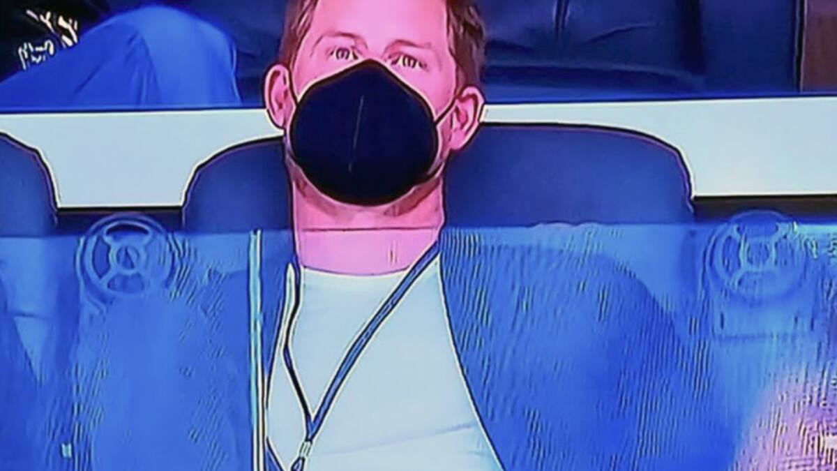 El príncipe Harry asistió, sin Meghan Markle, al Super Bowl LVI