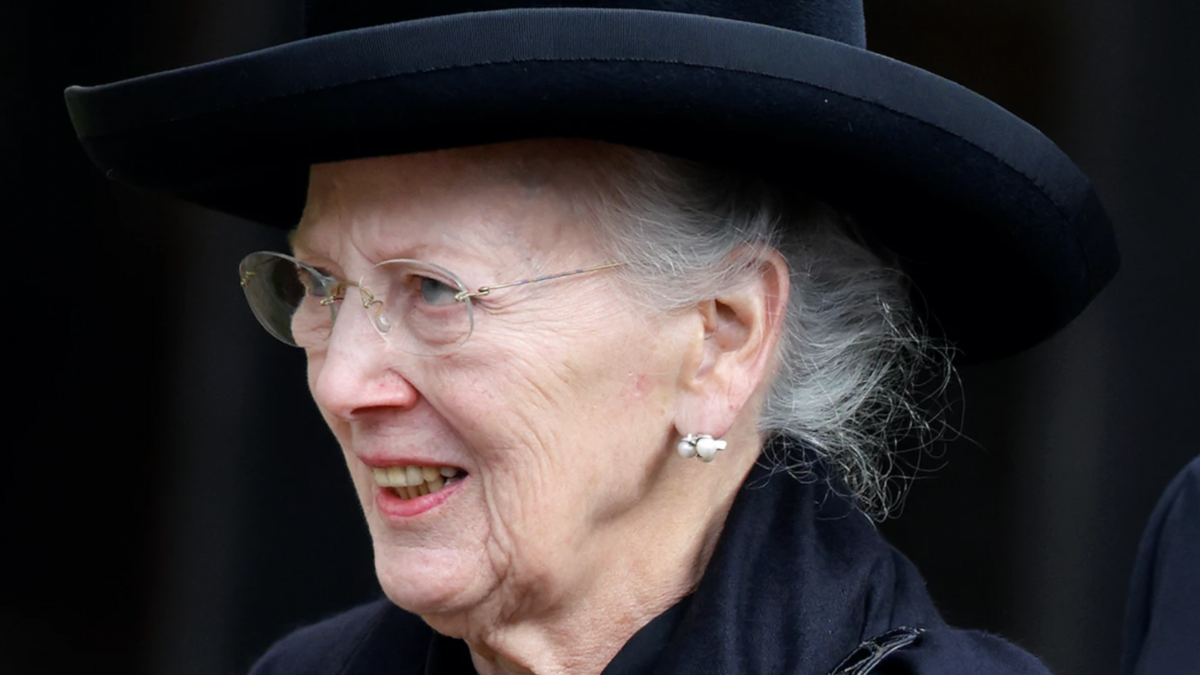 Reina Margarita de Dinamarca suspende sus vacaciones por su estado de salud