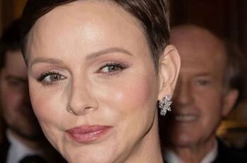 El radical cambio de look de Charlene de Mónaco tiene un triste mensaje oculto