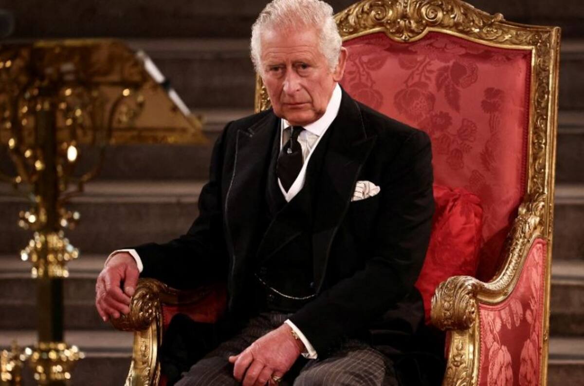 A petición del rey Carlos III, Cámara de los Lores debate el futuro de los príncipes Harry y Andrés