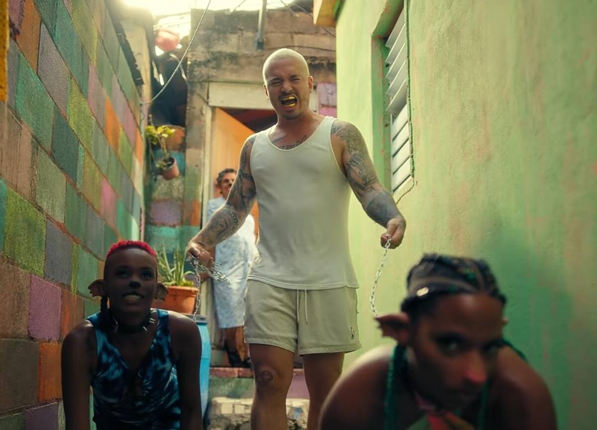 El videoclip de la misógina canción de J Balvin fue eliminado por Youtube - Créditos: Twitter @AlbertoDiazCOL