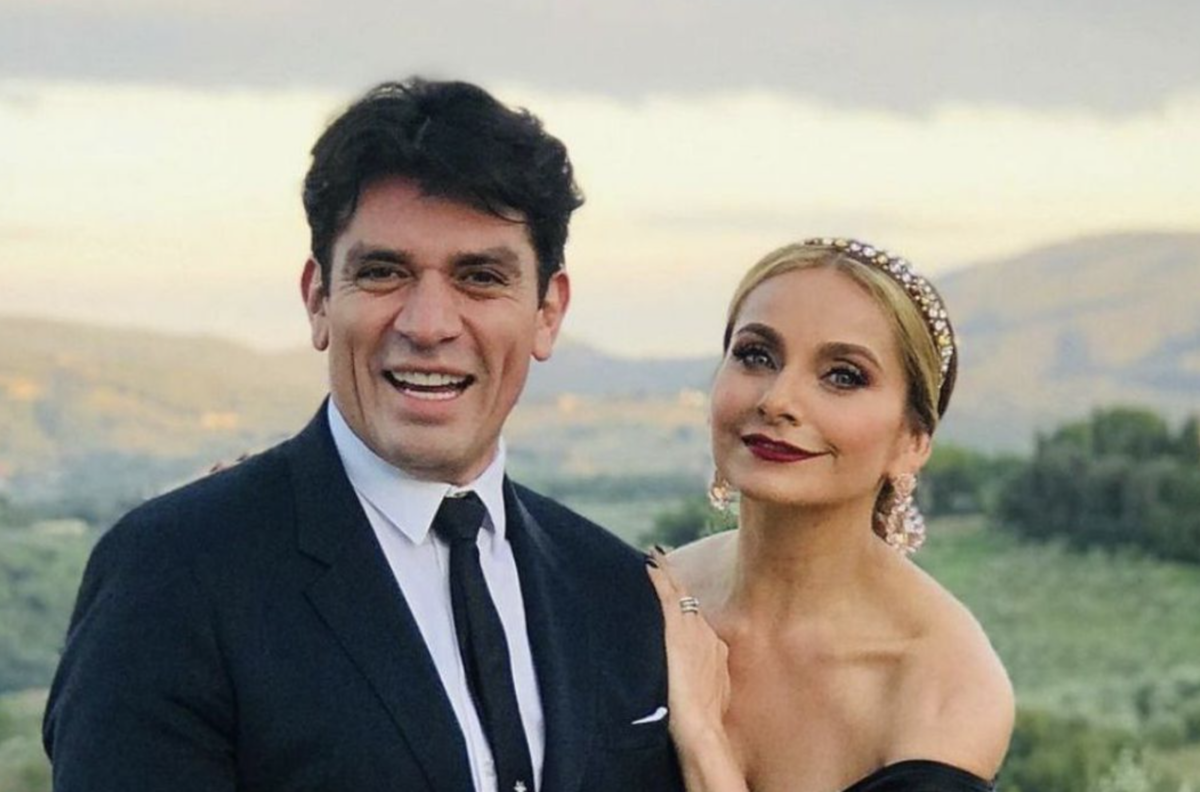 Elizabeth Álvarez corrió a Jorge Salinas de su casa por infidelidad, señala prensa mexicana