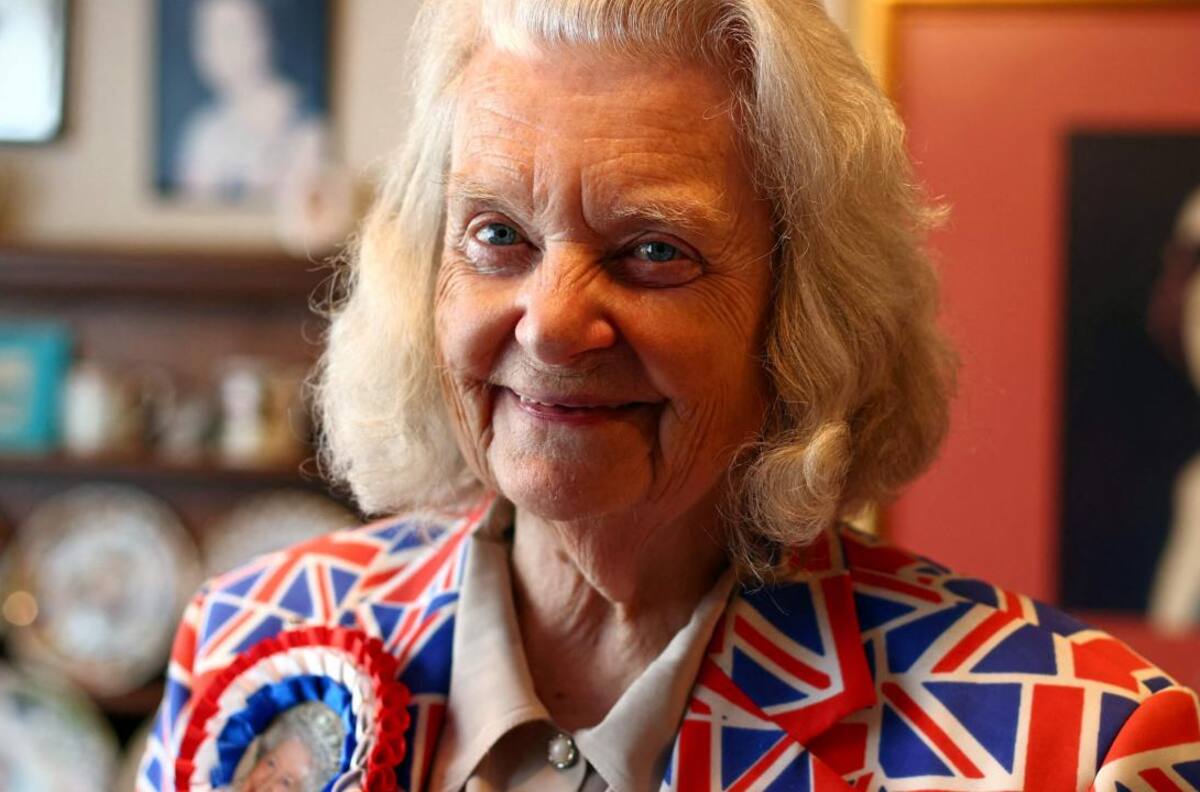 Conoce a Margaret Tyler, la mayor fan de la Reina Isabel II