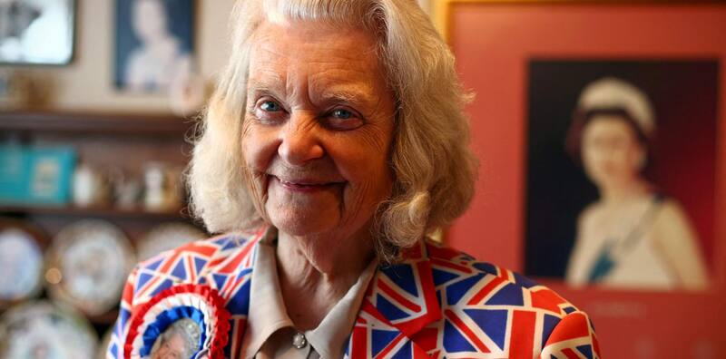 Ella es Margaret Tyler y dice ser la mayor fan de la Reina Isabel II; así es su casa - Créditos: Instagram