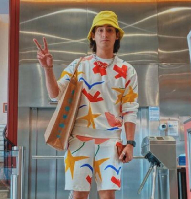 Emilio Osorio aseguró que ser hijo de padres famosos no siempre le ha beneficiado - Créditos: Instagram