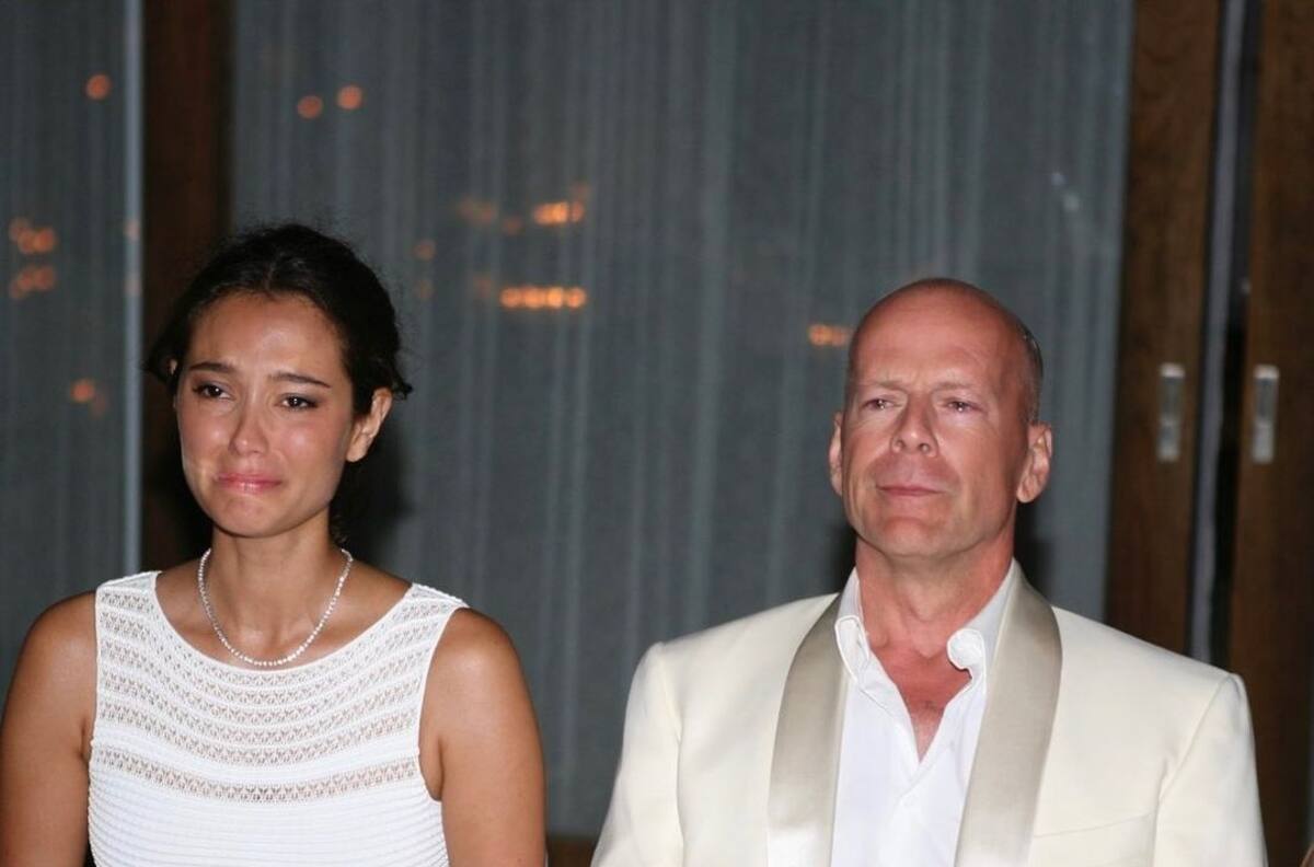Esposa de Bruce Willis revela la verdad sobre mudanza de Demi Moore para cuidados del actor
