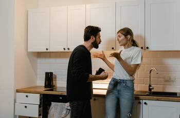 Las relaciones llegan a su fin para 4 signos del zodiaco durante la semana del 15 al 21 de mayo