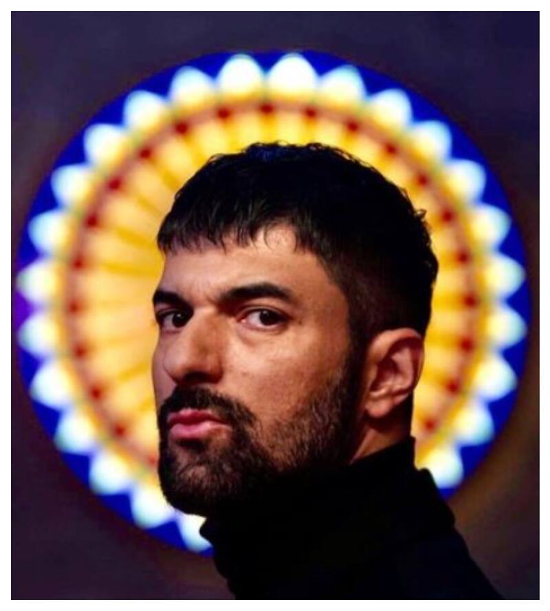 Engin Akyürek fue uno de los actores que más votos recibieron en los Premios Dizilah Güzel entregados este sábado.