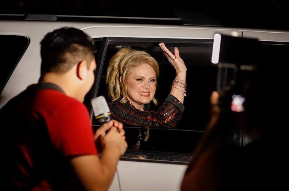 Erika Buenfil asegura querer mucho a Emmanuel Palomares, con quien se le relaciona sentimentalmente