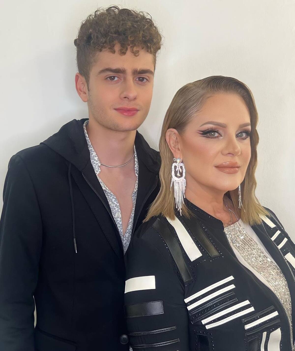 Erika Buenfil y su hijo Nicolás comparte la parte más personal de su vida - Créditos: Instagram