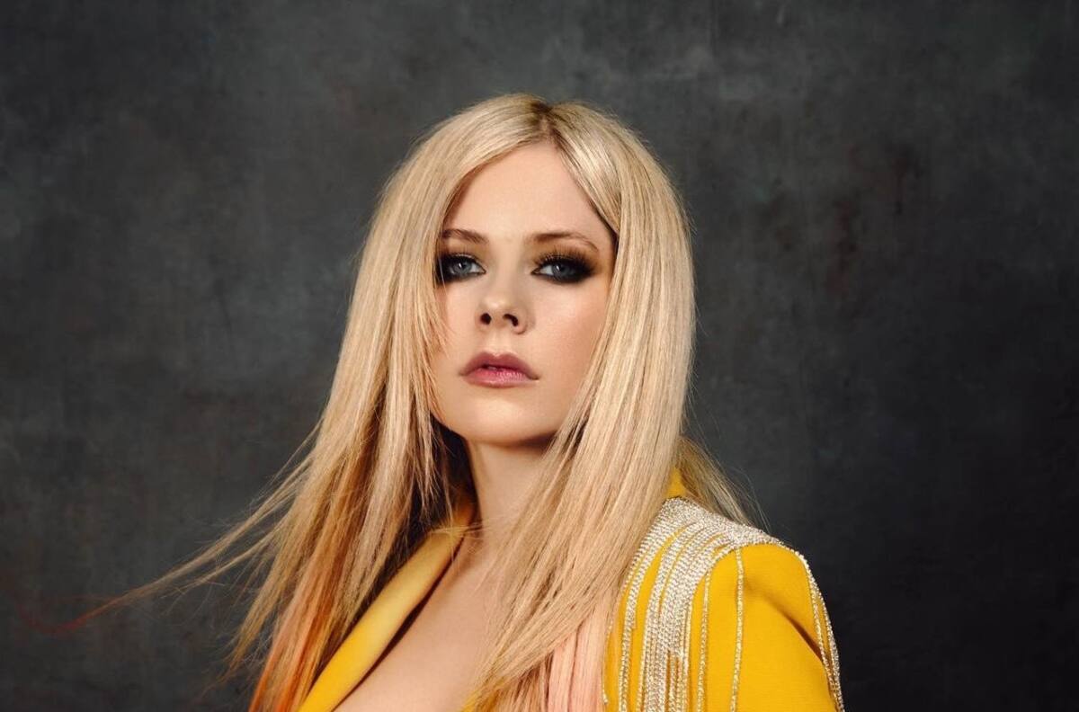 Avril Lavigne recordó especial momento al recibir su estrella en el Paseo de la Fama de Hollywood