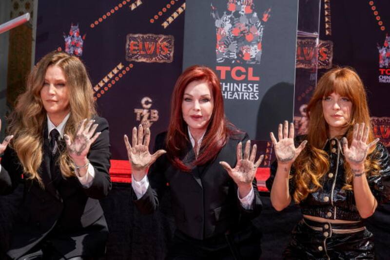 Esta sería la cantidad de dinero que se estarían peleando la madre e hija de Lisa Marie Presley - Créditos: Instagram