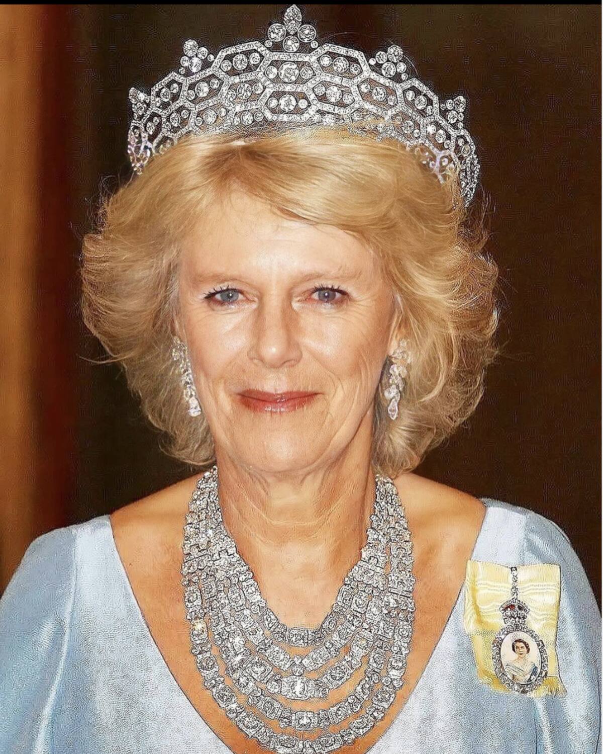 Estas son las valiosas joyas que usará la reina Camila en su coronación. - Créditos: Instagram