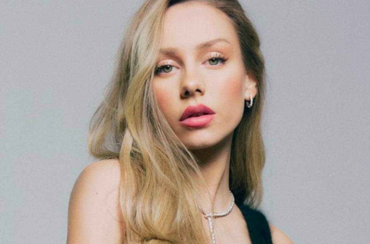 Esther Expósito y Nico Furtado celebran su amor y comienzan juntos el 2022