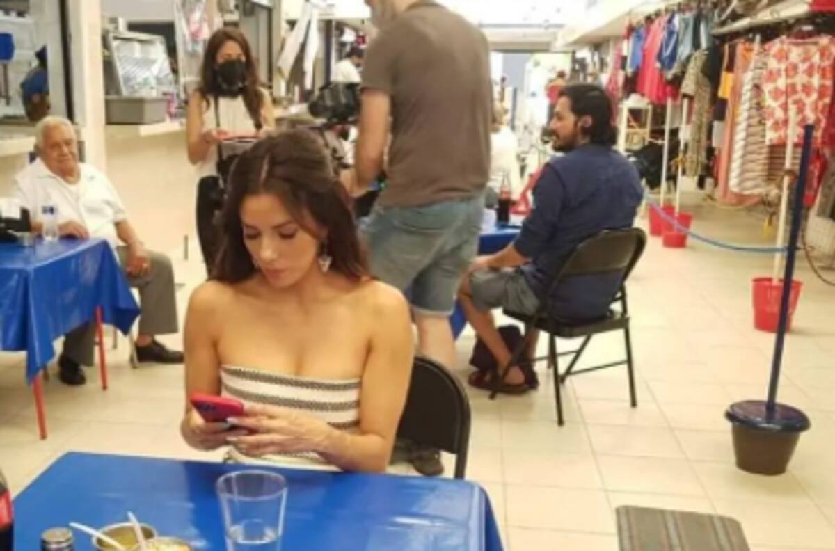 Eva Longoria degusta la gastronomía mexicana en famosa península