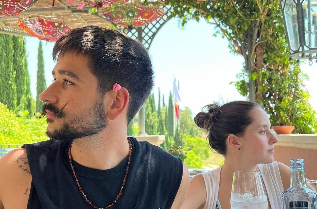 Evaluna revela a Camilo dentro de la ducha y estallan las redes
