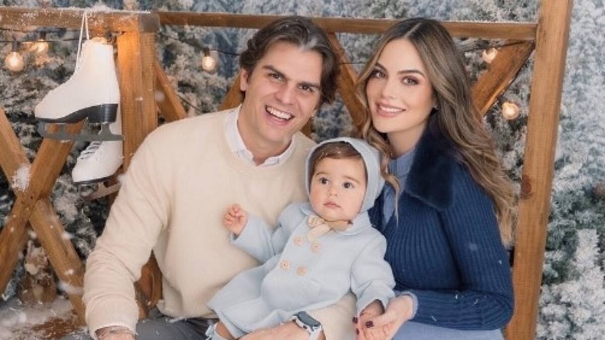 Ex Miss Universo Ximena Navarrete enternece las redes con nueva foto familiar
