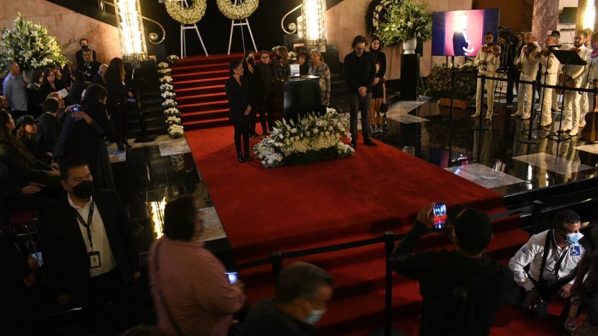 El adiós a Héctor Bonilla al cual acudió el actor nominado al Oscar, Demian Bichir