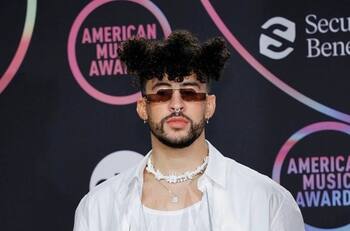 Bad Bunny prefiere hablar español; “No te entendí”, le dice a reportero que lo entrevistó en inglés