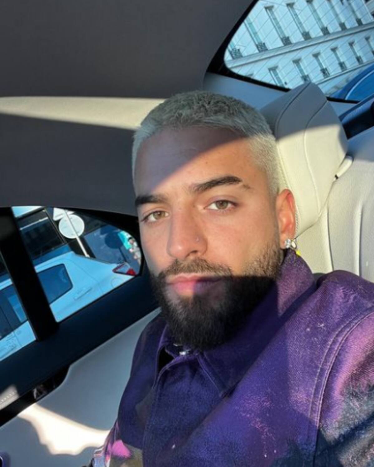 Fans dibuja en sus uñas el rostro y logo de Maluma - Créditos: Instagram