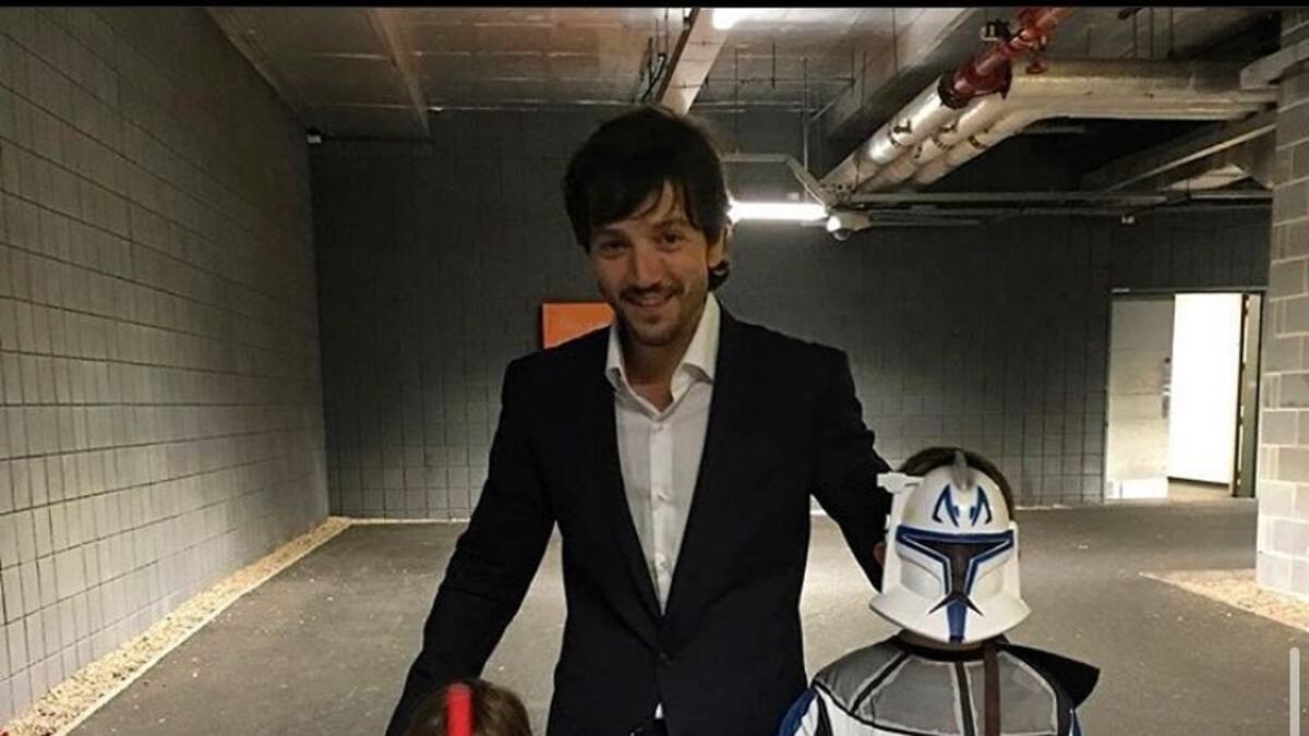 La hija de Diego Luna y Camila Sodi ya casi es una adolescente y luce idéntica a la actriz