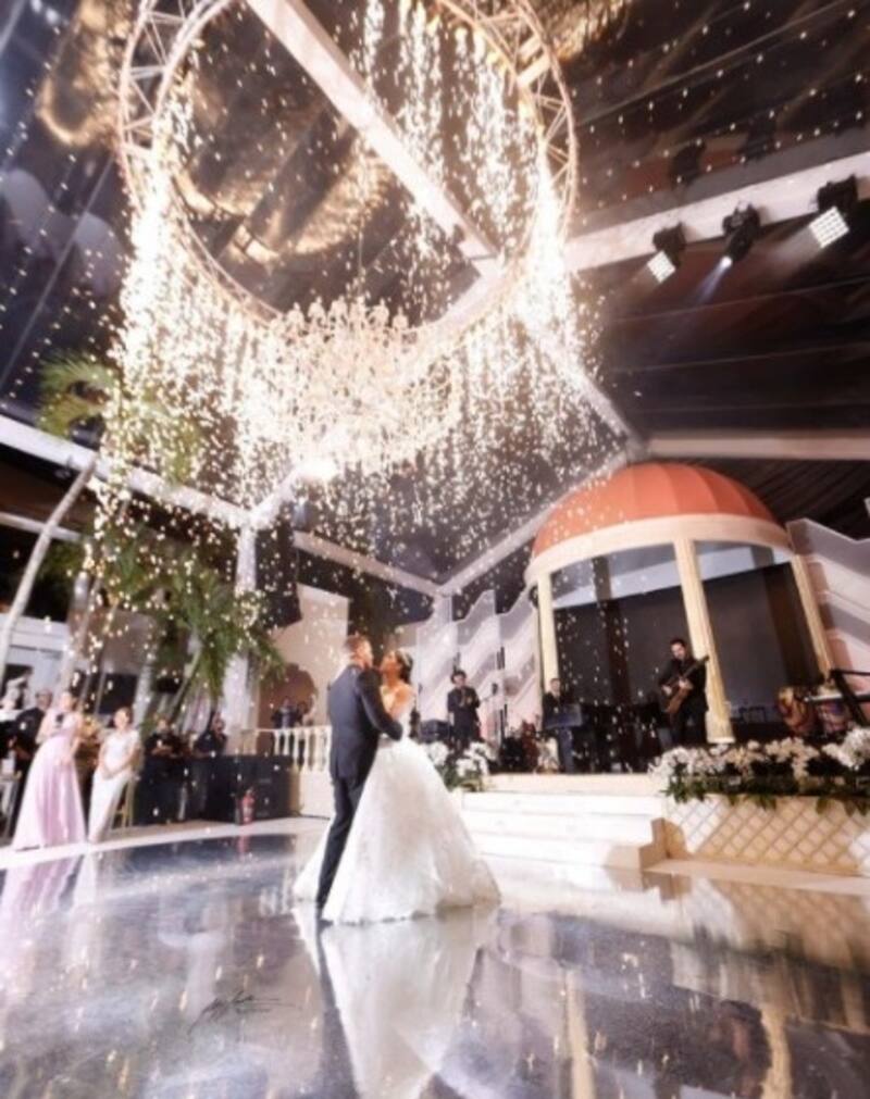 Francisa y Francesco se casaron el fin de semana y su hijo se robó las miradas de los asistentes - Créditos: Instagram