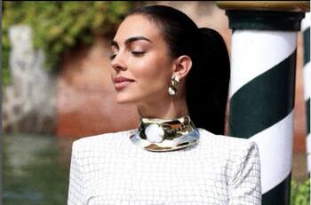 Georgina Rodríguez luce al estilo Audrey Hepburn en el Festival de Cine de Venecia