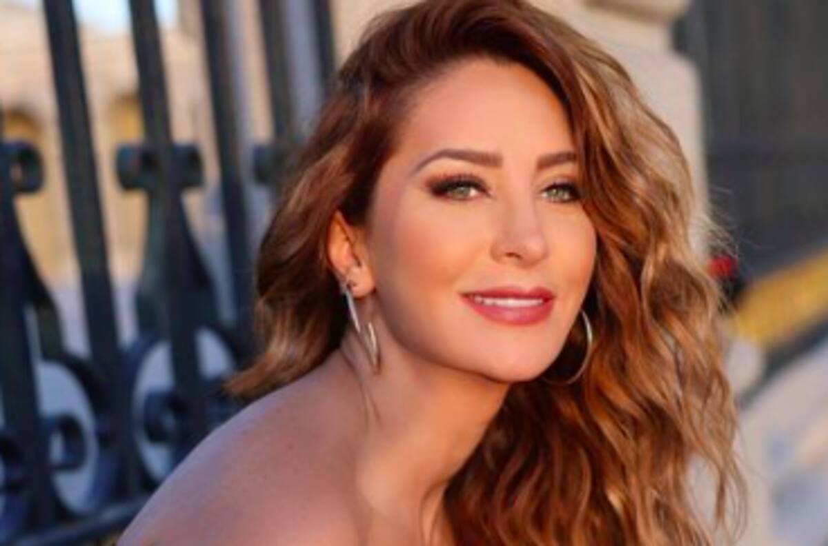 Geraldine Bazán se muestra al natural con sus imperfecciones y recibe ovaciones