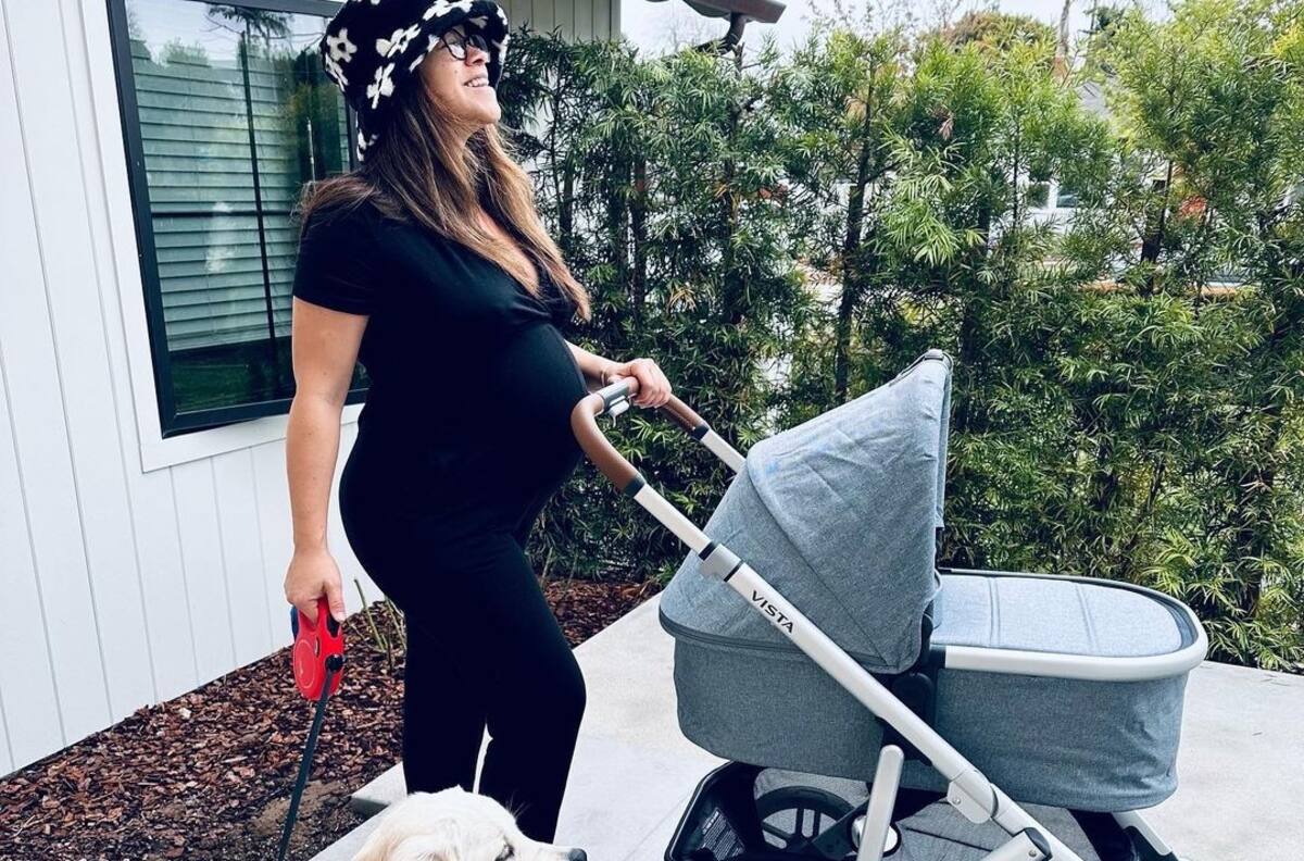Gina Rodríguez, protagonista de ‘Jane the Virgin’, pasea con su primer bebé en Los Ángeles