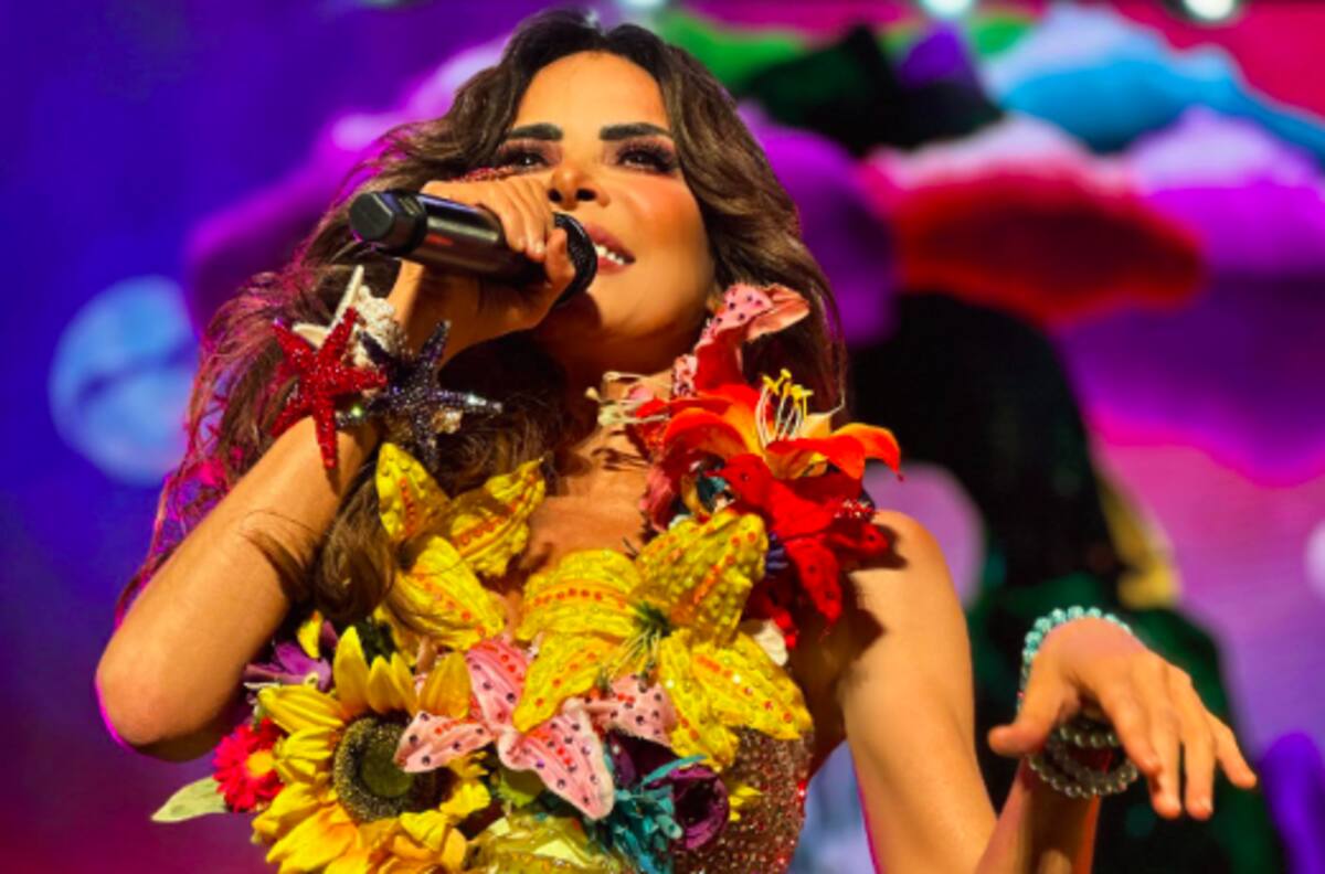 Gloria Trevi presume cuerpazo tras accidente sobre el escenario