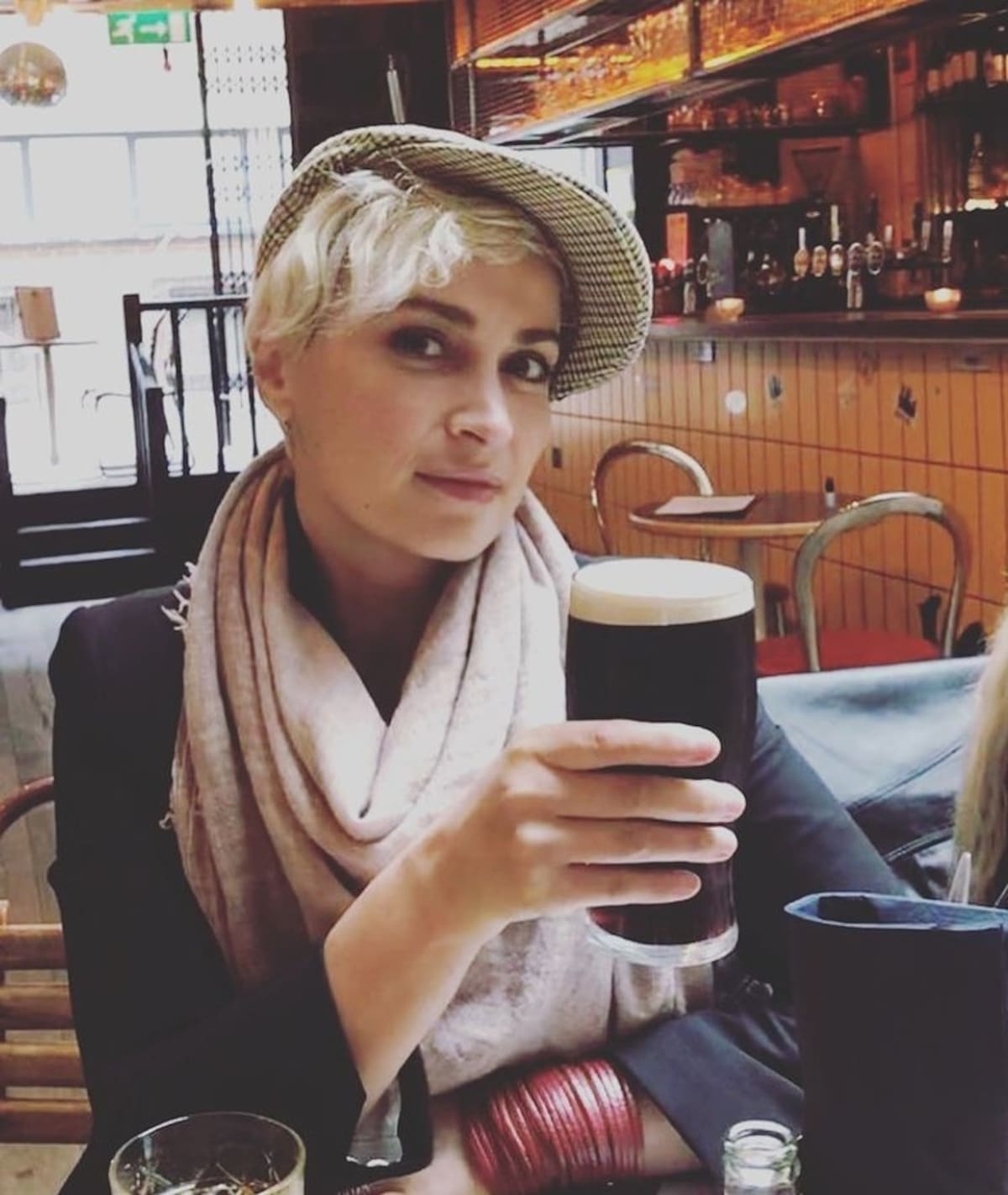 Halyna Hutchins La directora de cine falleció en un accidente en el set de grabación de 'Rust' - Créditos: Instagram @halynahutchinss