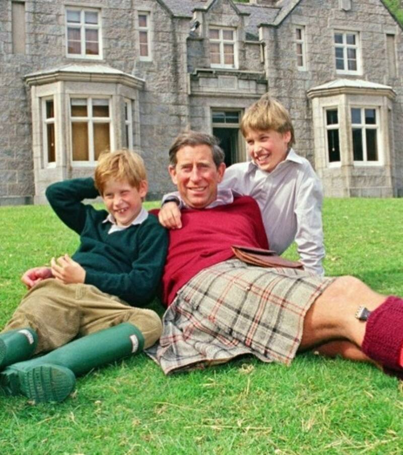 Harry, Carlos y William en Balmoral. - Créditos: Instagram