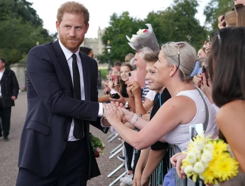 Harry podría acercarse un poco más a La Firma. - Créditos: The Sun