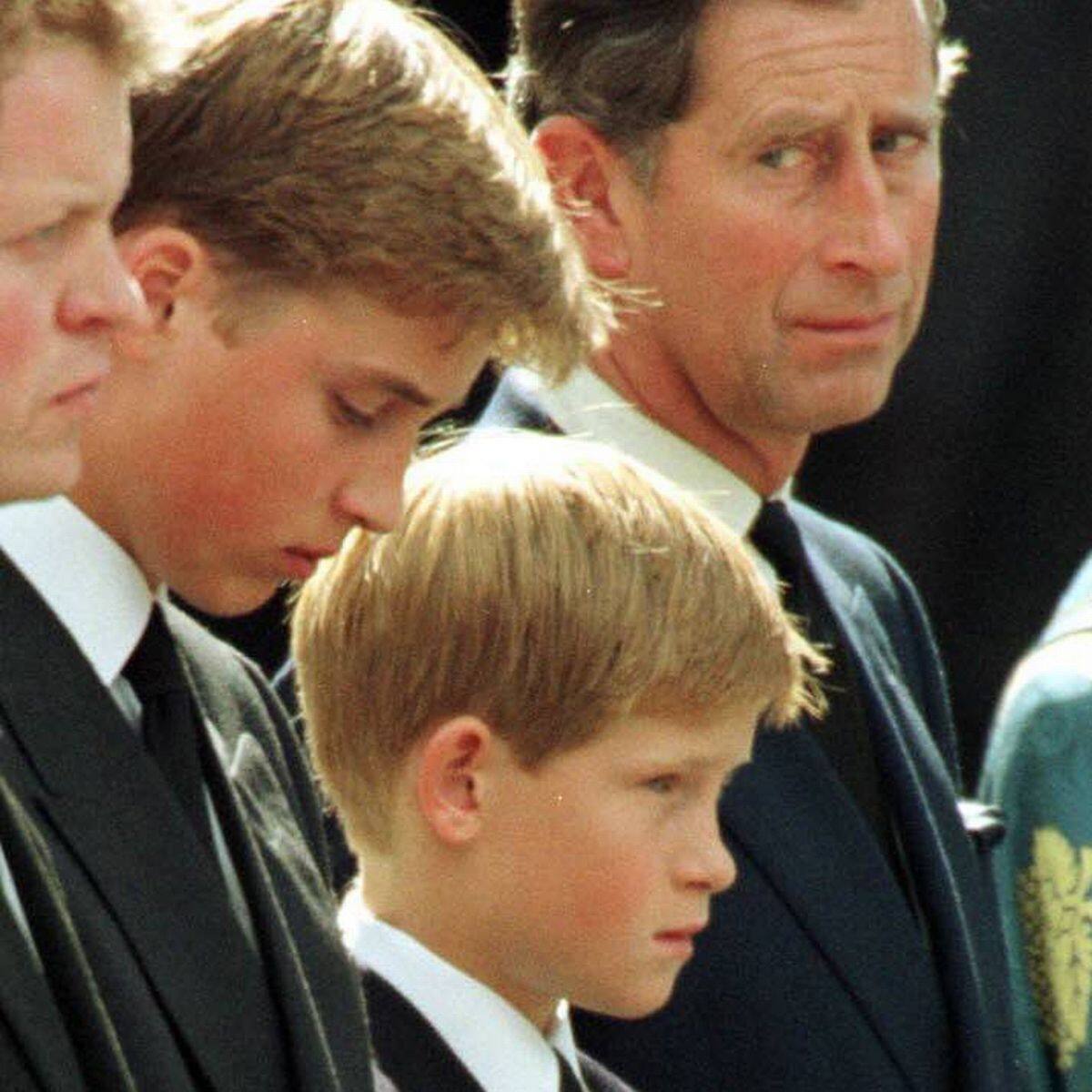 Harry tenía 12 años para el funeral de su madre. - Créditos: Instagram