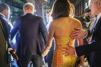 Harry y Meghan casi sufren un accidente automovilístico por persecución de paparazzi