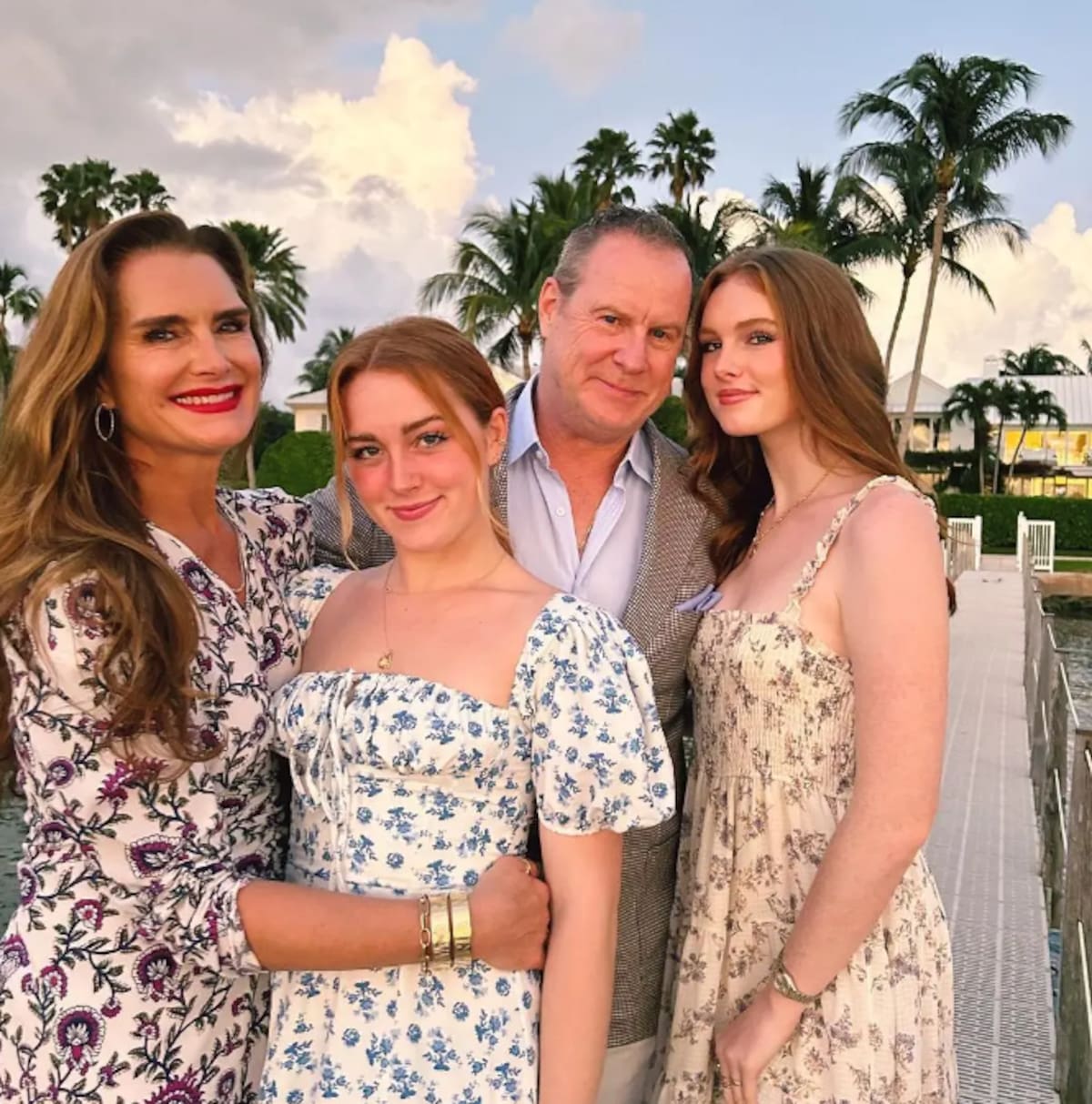 Hijas de Brooke Shields atraviesan tenso momento con su madre - Créditos: Instagram