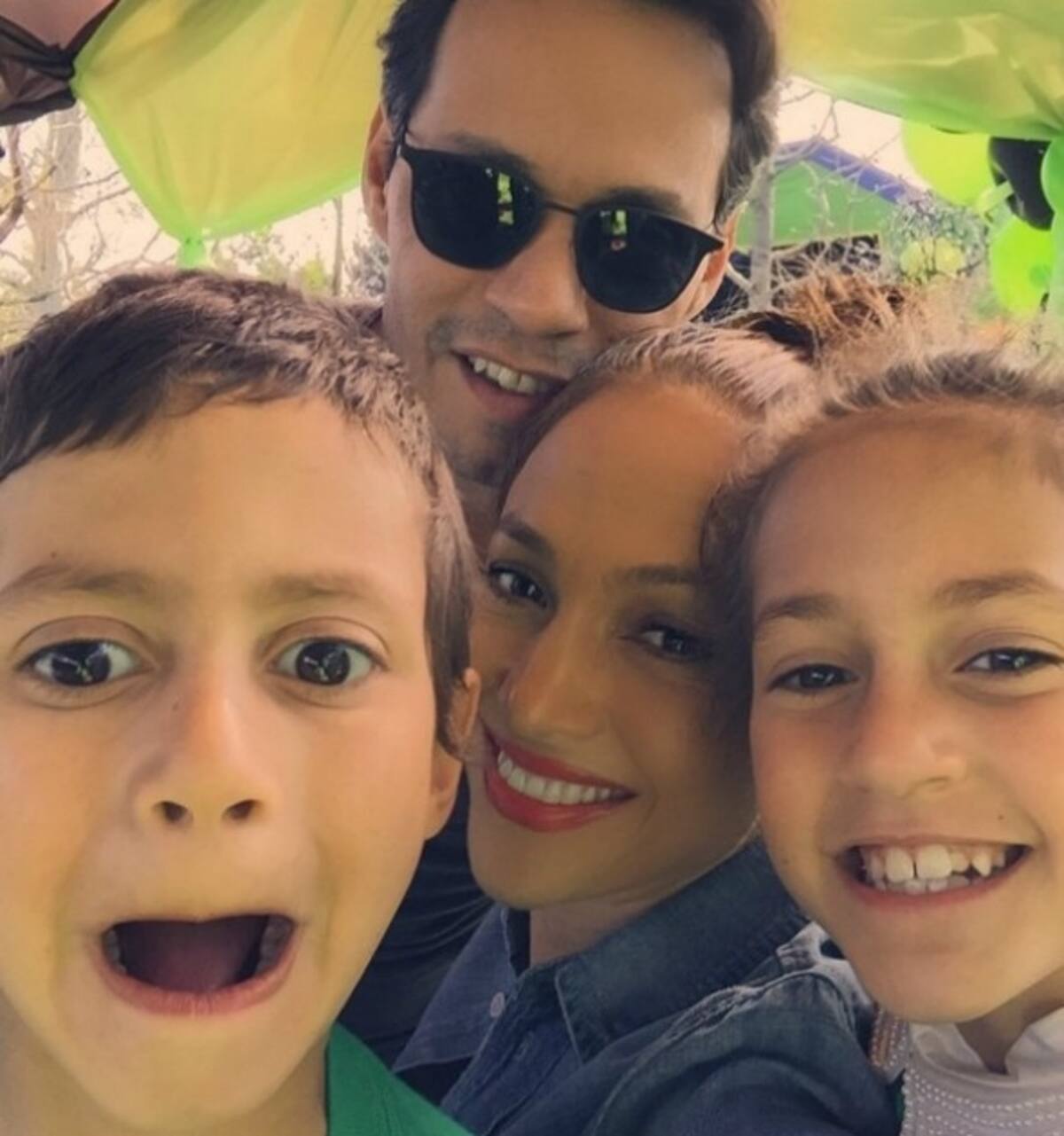 Hijo de JLo y Marc Anthony se avergüenza del comportamiento apacible de su madre - Créditos: Instagram