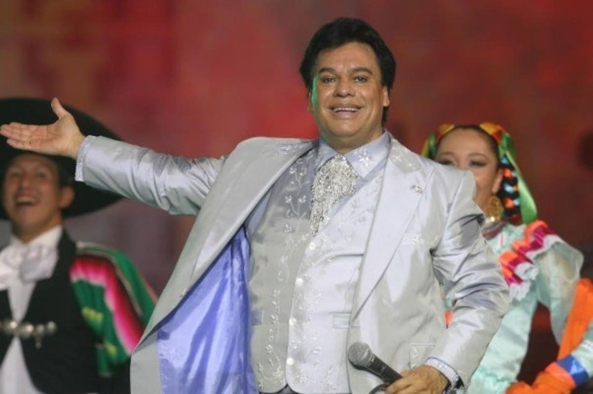 Hijos de Juan Gabriel son acusados de despedir y no pagar indemnización a una trabajadora Hijos de Juan Gabriel habrían despedido a una trabajadora sin pagarle una indemnización - Créditos: Twitter