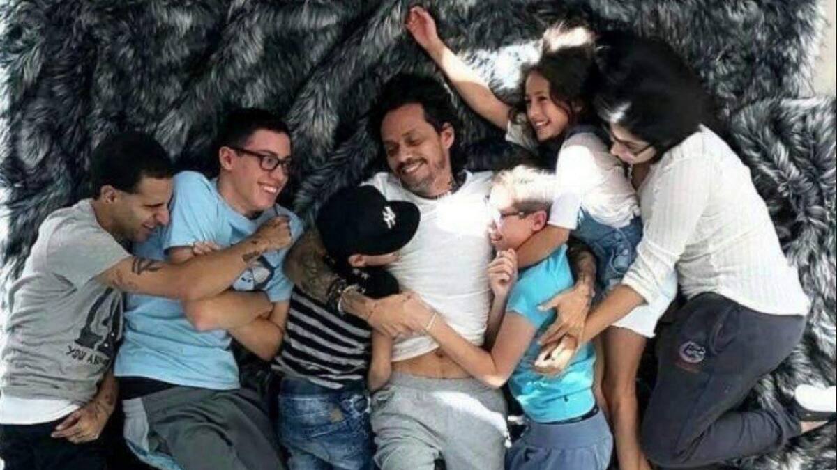 Hijos de Marc Anthony reciben una millonaria manutención de su padre cantante