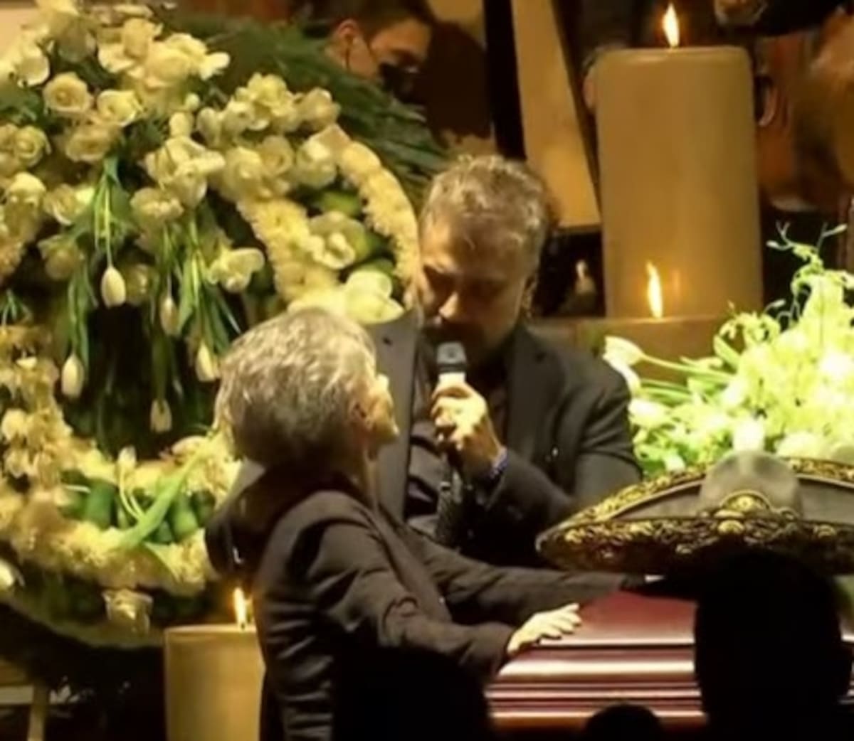 Homenaje Vicente Fernández - Créditos: Twitter