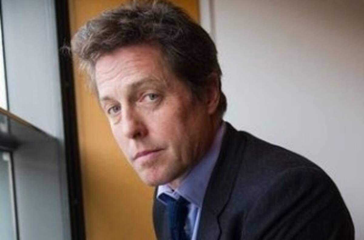 El actor Hugh Grant duró más en el cargo de primer ministro que Liz Truss