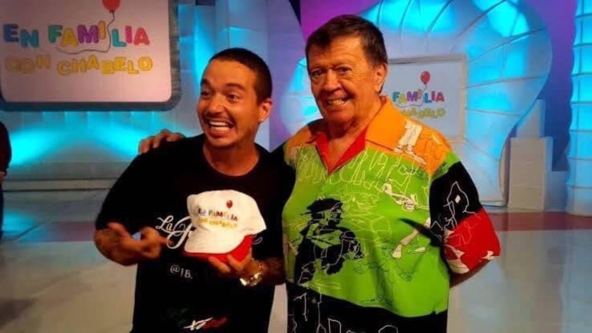 J Balvin cumplió su sueño de conocer a "Chabelo" - Créditos: Twitter