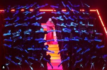 J Balvin es blanco de críticas por su presentación en los Grammy