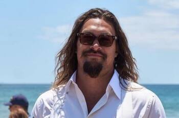 Jason Momoa recibe un importante nombramiento en la Cumbre de los Océanos de la ONU