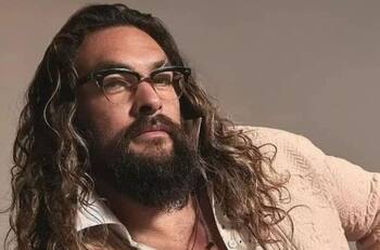 Jason Momoa se hace un nuevo tatuaje en la cabeza tras cortarse su larga melena