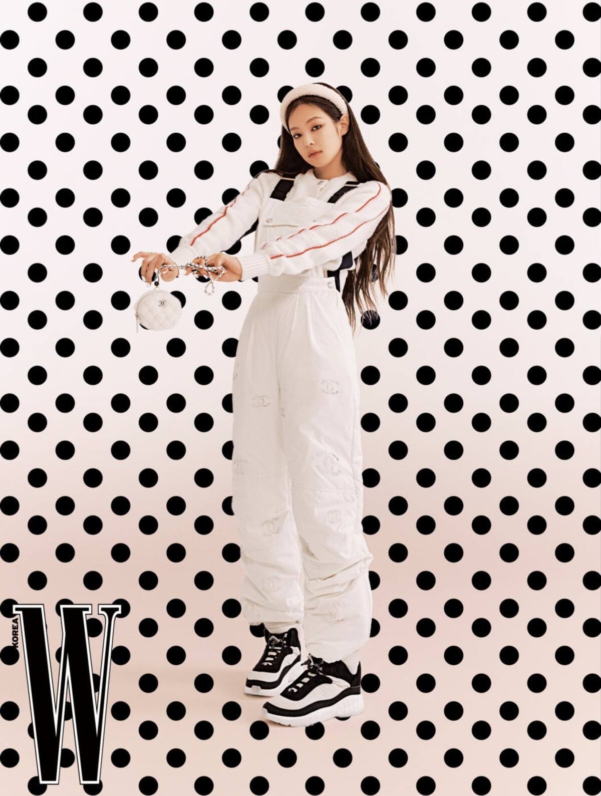 Jennie de BLACKPINK Sesión de fotos para W Korea junto a la nueva colección de Chanel - Créditos: W Korea